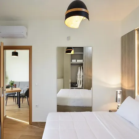 Elia Residences Apartment *